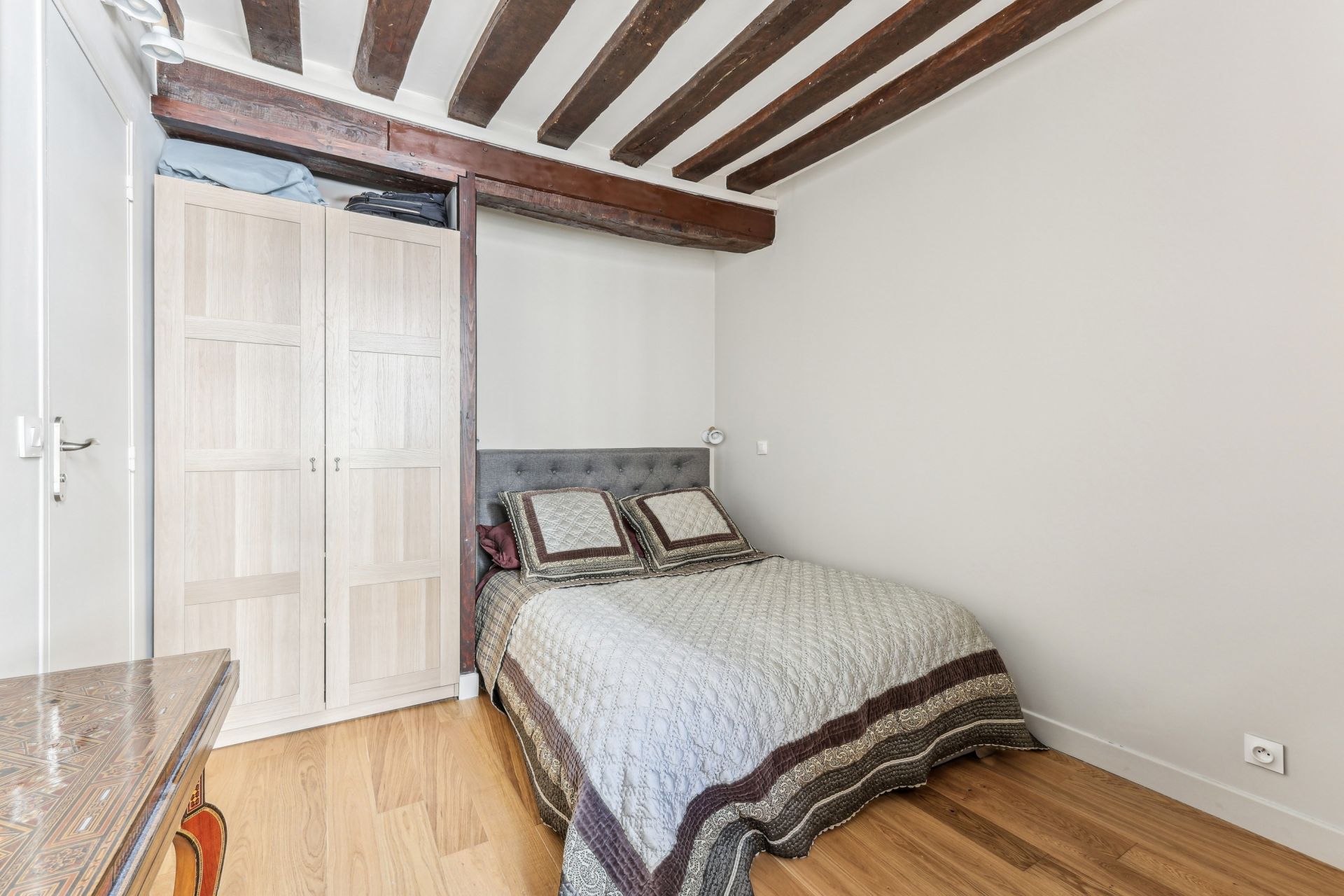 Sale Apartment Paris 3 75003 89 m²