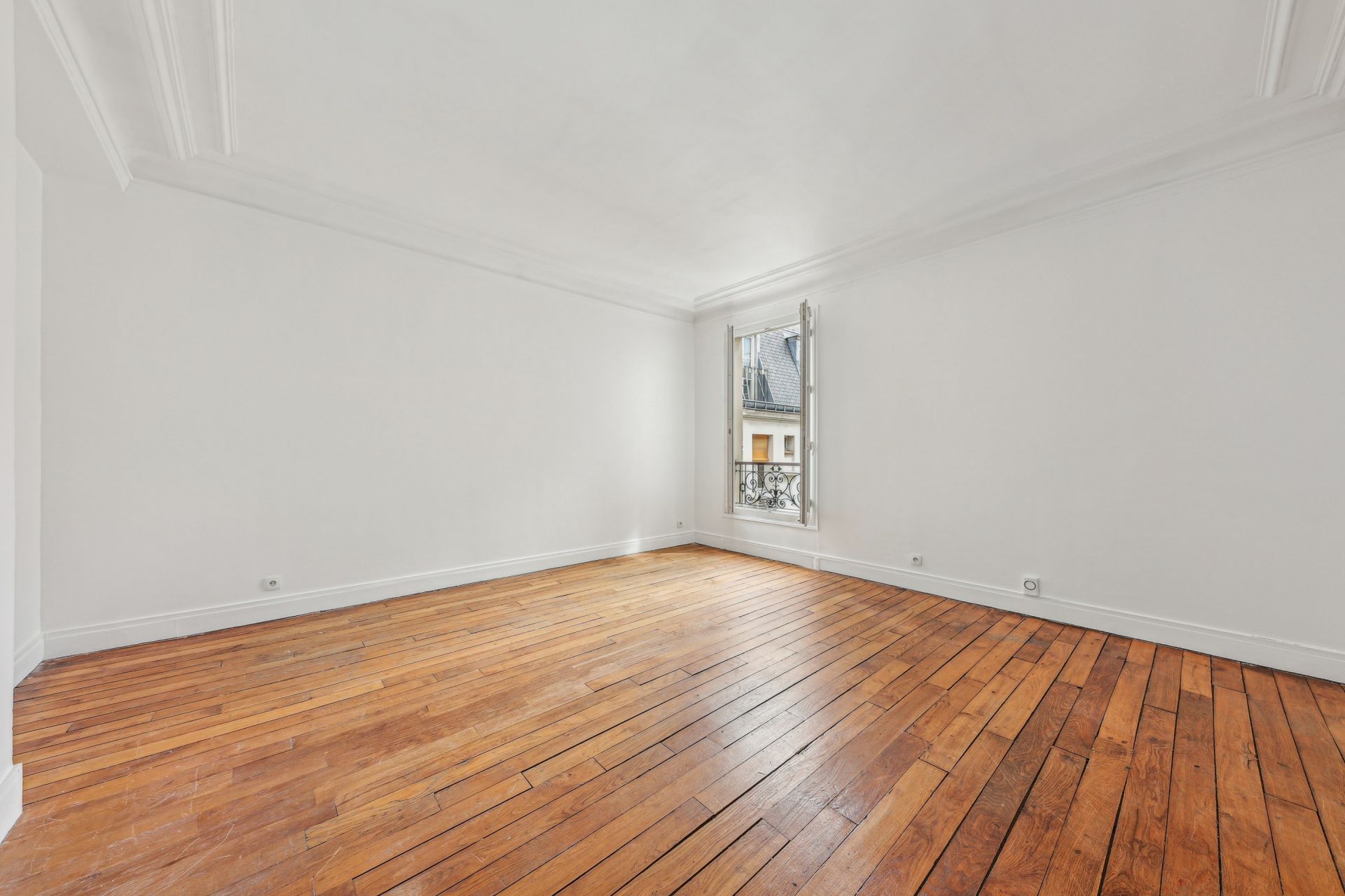 Sale Apartment Paris 4 75004 54 m²