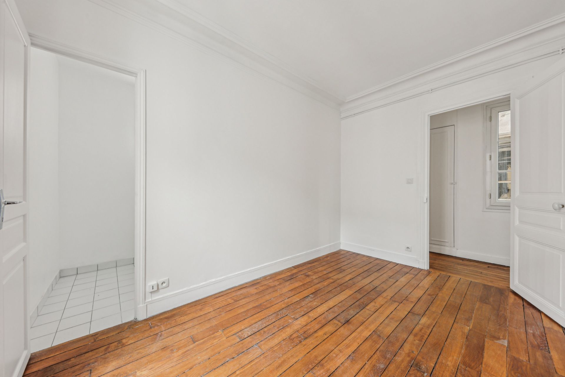 Sale Apartment Paris 4 75004 54 m²