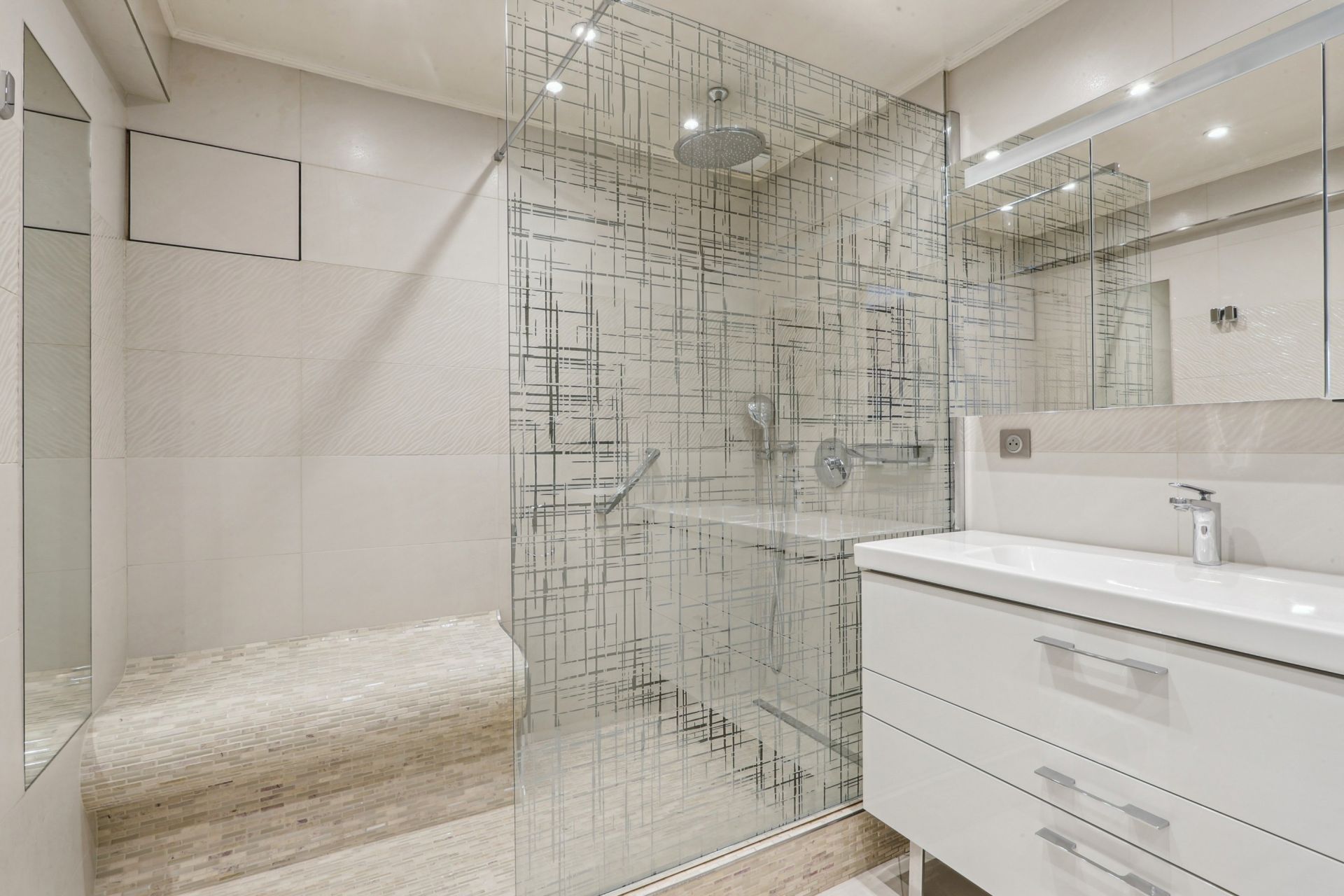 Sale Apartment Paris 12 75012 100 m²