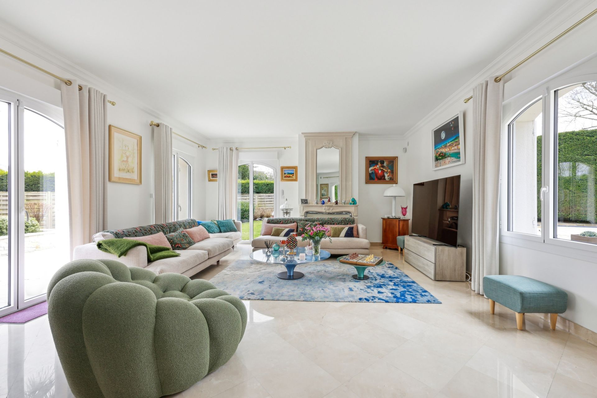 Sale Villa Santeny 94440 300 m²