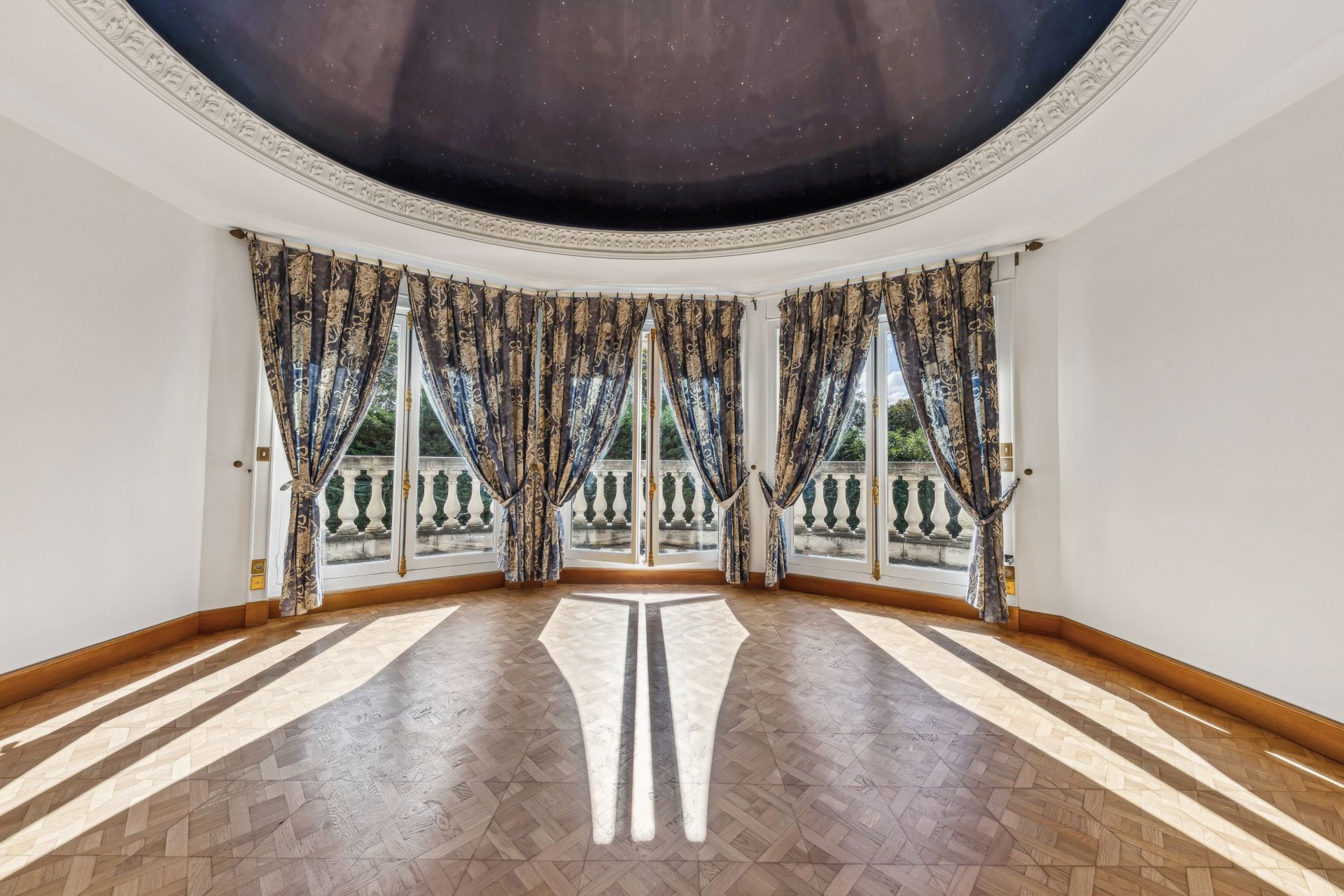 Vente Villa La Varenne St Hilaire 94210 1000 m²