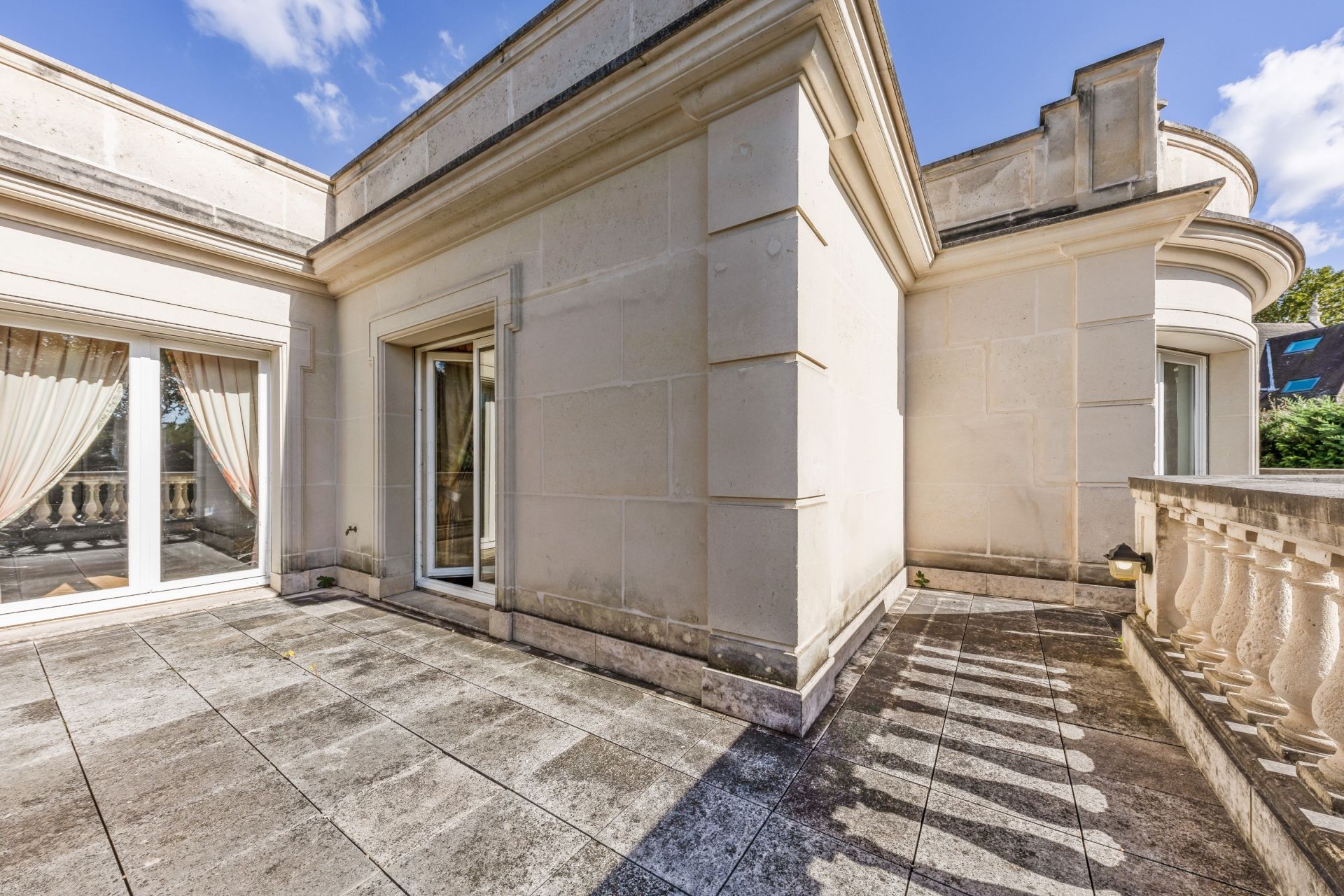 Vente Villa La Varenne St Hilaire 94210 1000 m²