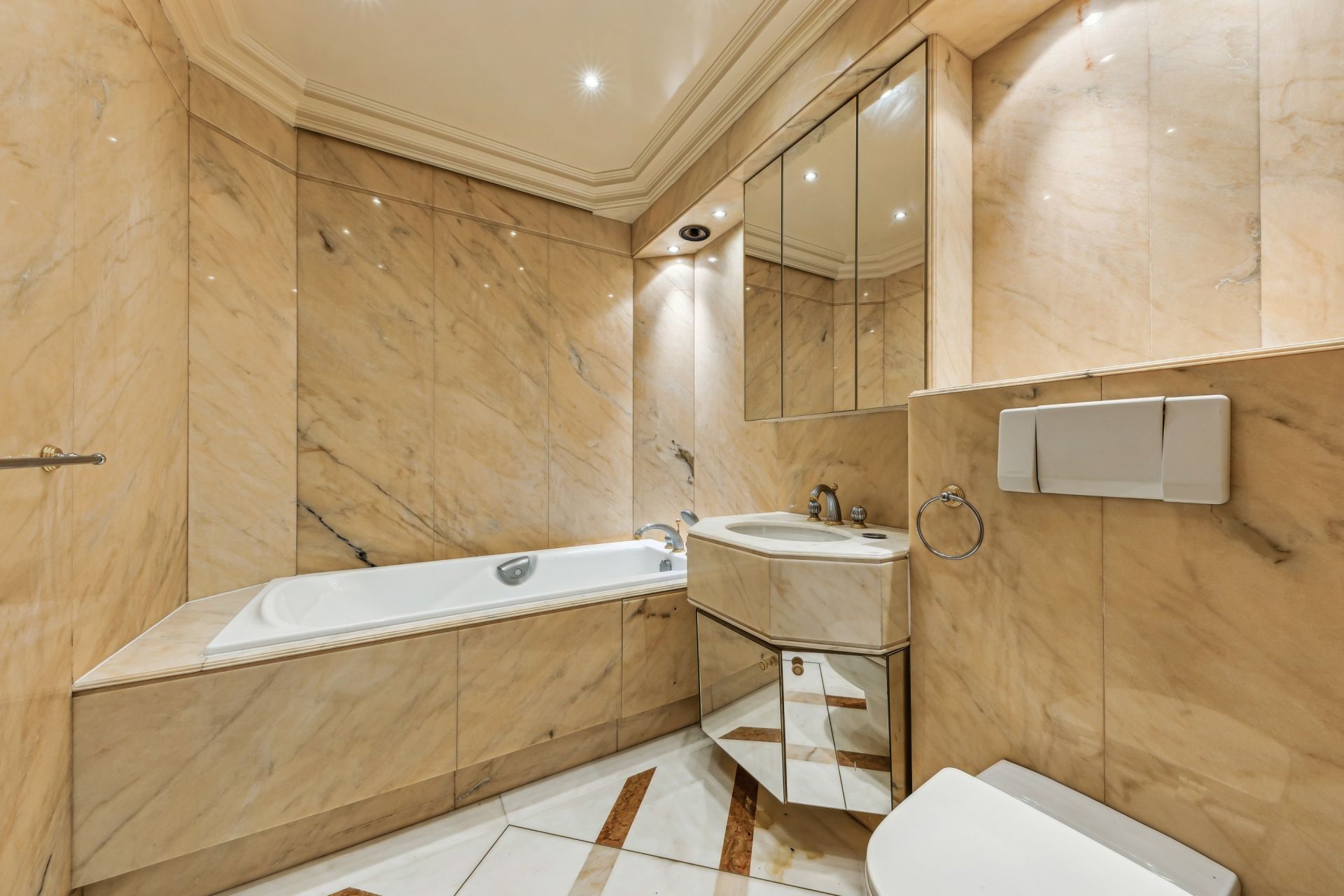 Vente Villa La Varenne St Hilaire 94210 1000 m²