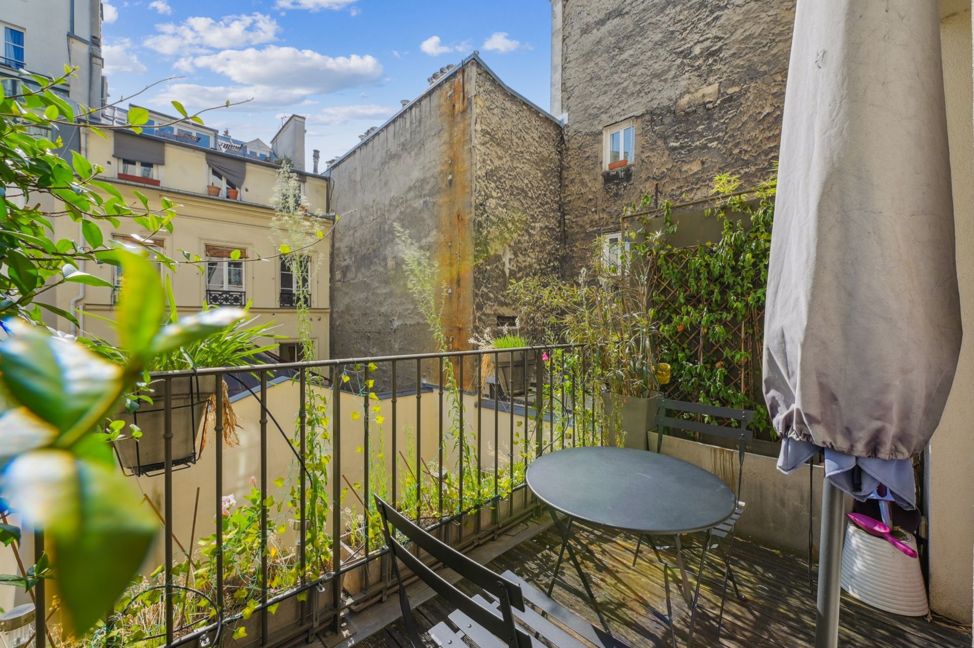Sale Apartment Paris 2 75002 44 m²