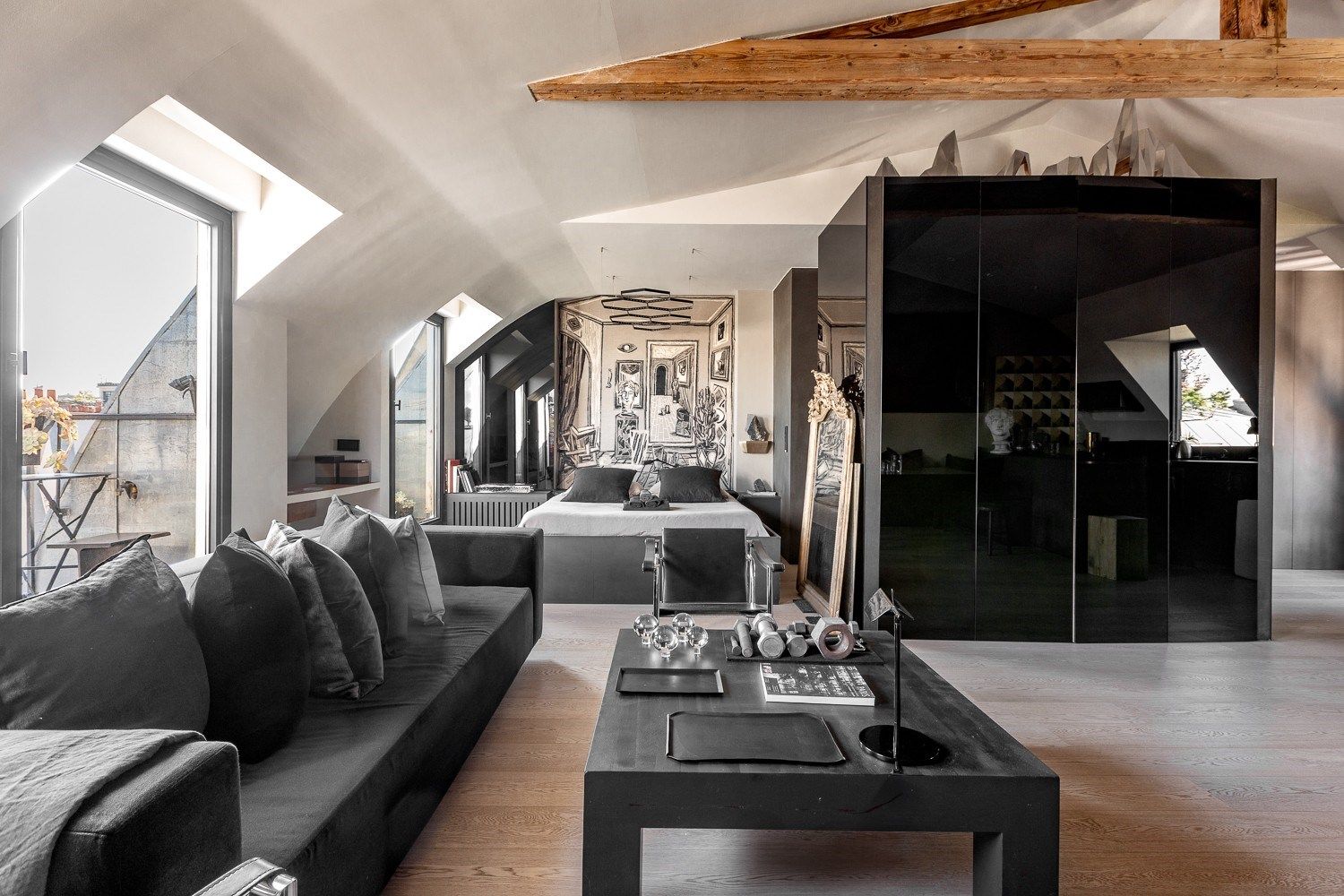 Sale Apartment Paris 1 75001 67.9 m²