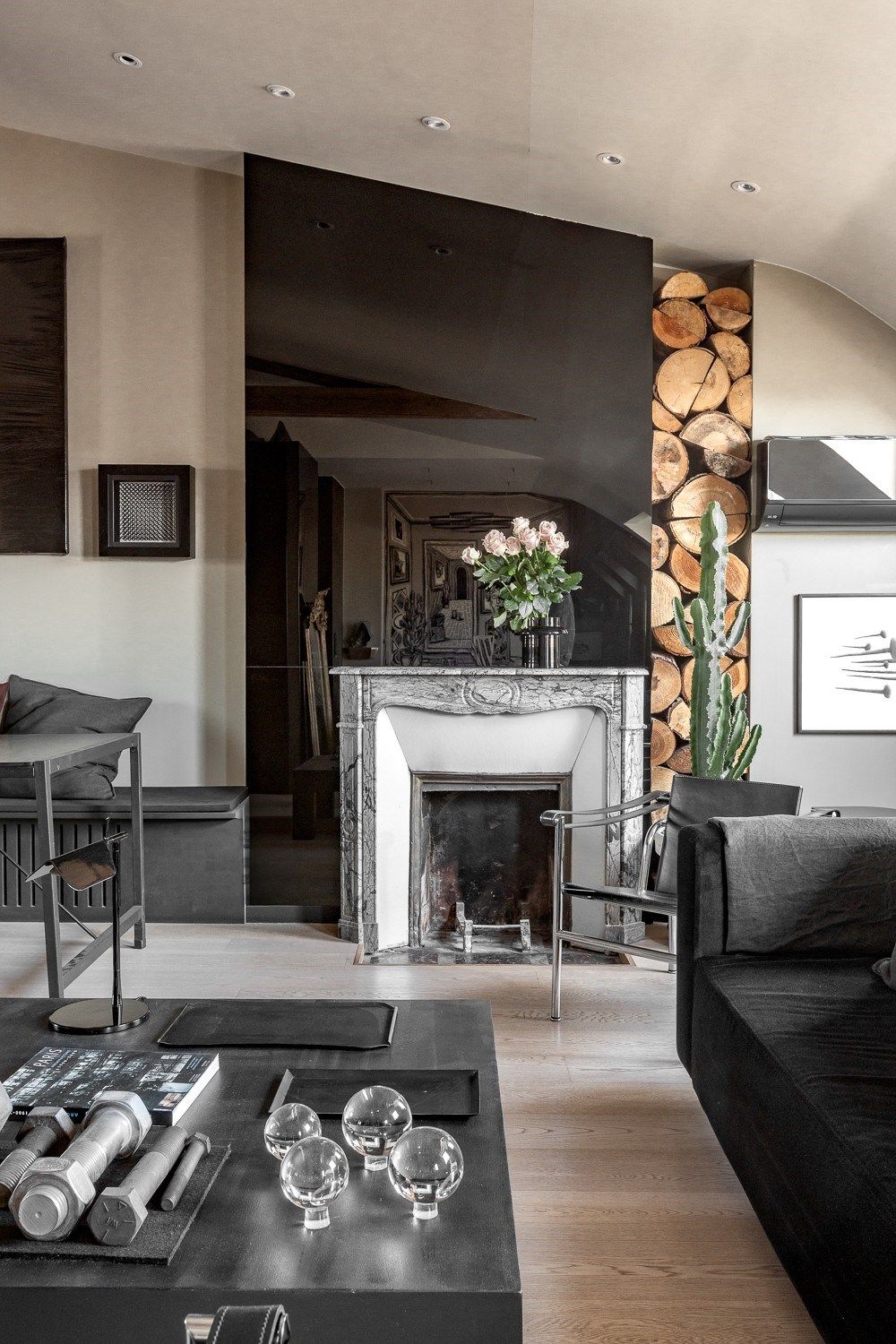 Sale Apartment Paris 1 75001 67.9 m²