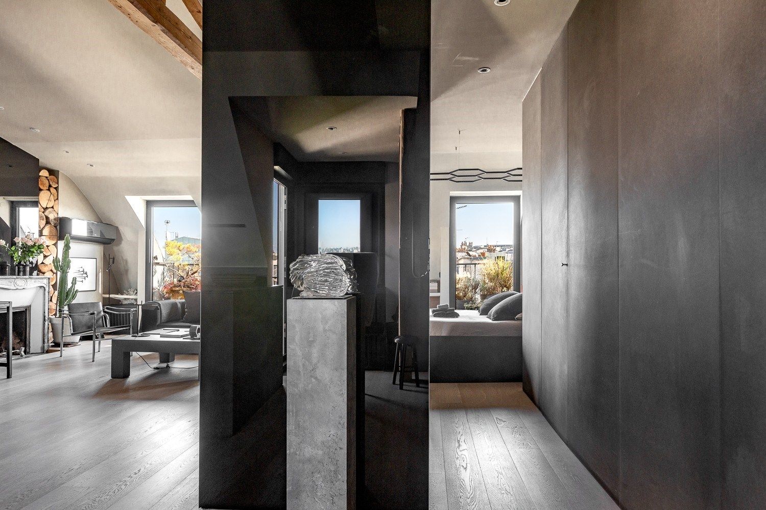 Sale Apartment Paris 1 75001 67.9 m²