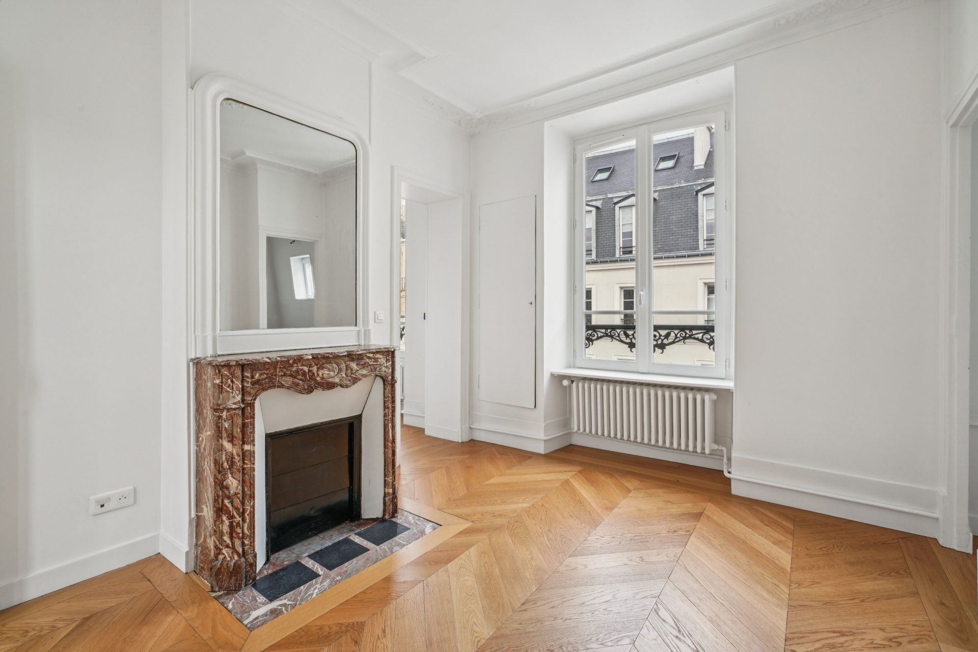 Sale Apartment Paris 3 75003 81 m²