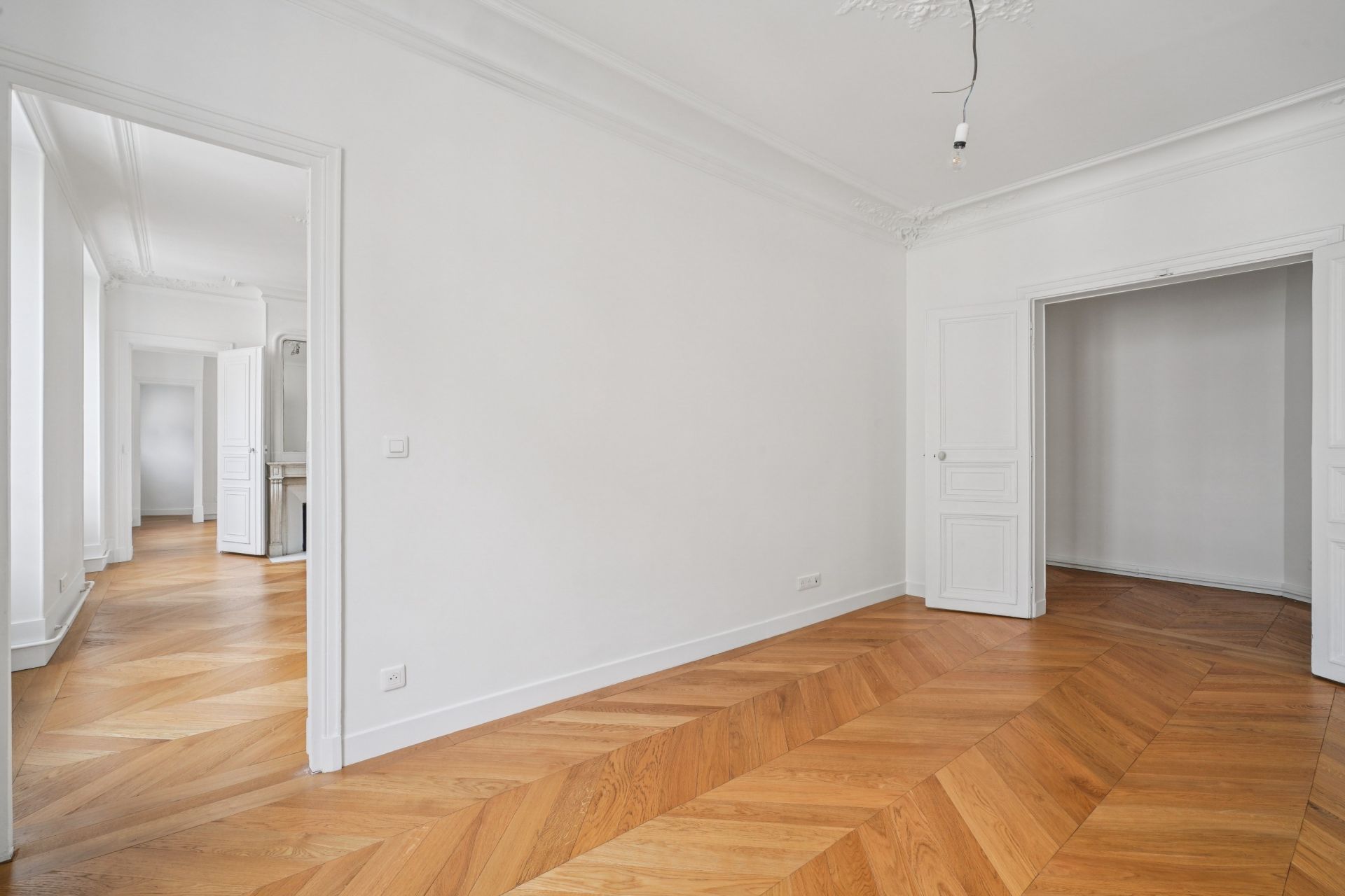 Sale Apartment Paris 3 75003 81 m²