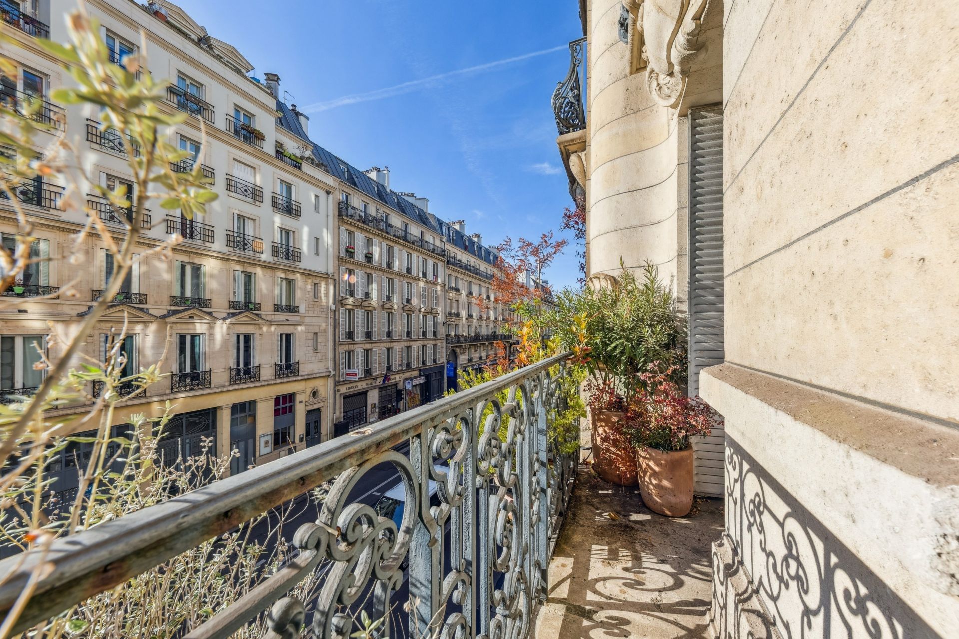 Sale Apartment Paris 10 75010 127.03 m²