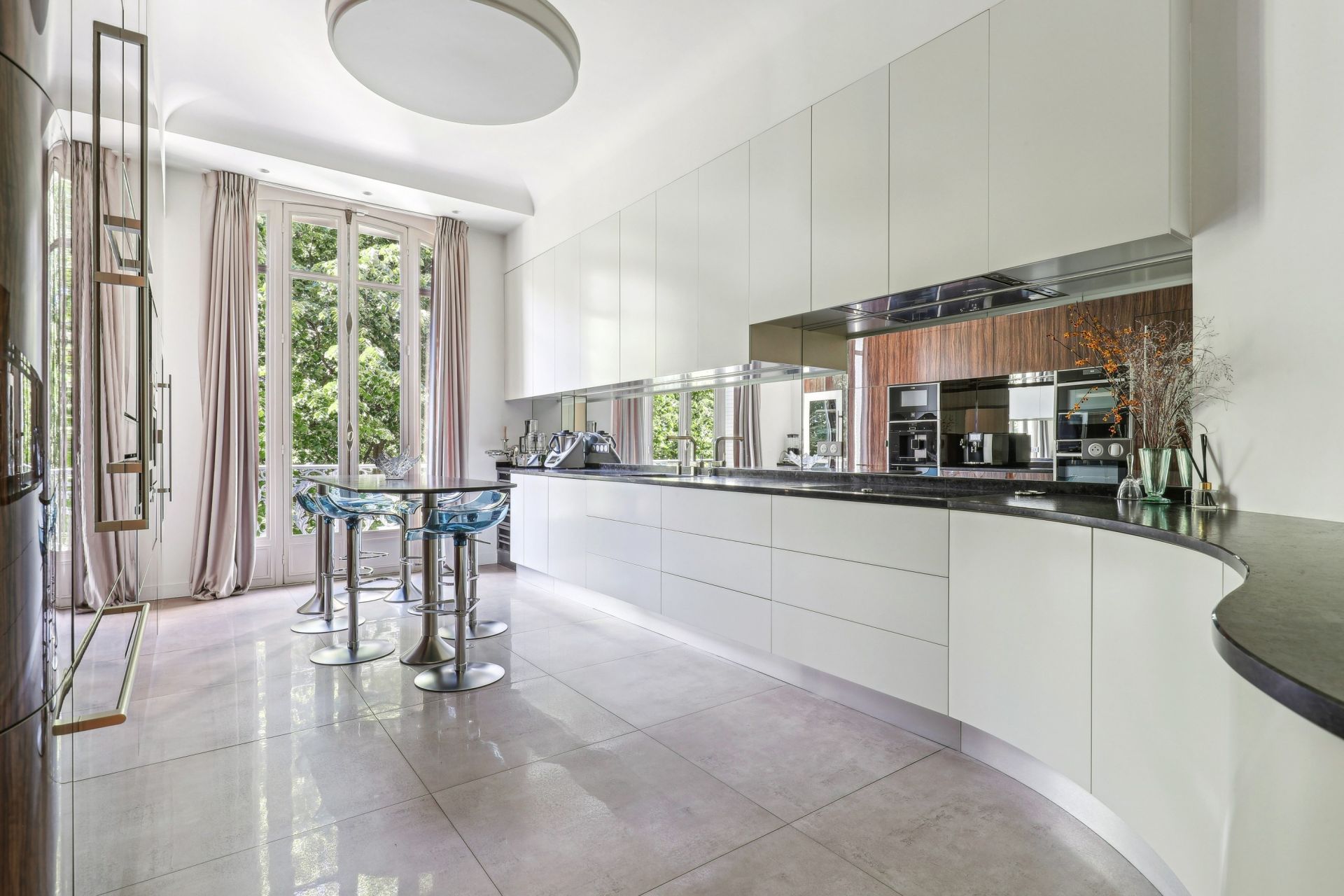 Vente Appartement Paris 11 75011 229.93 m²