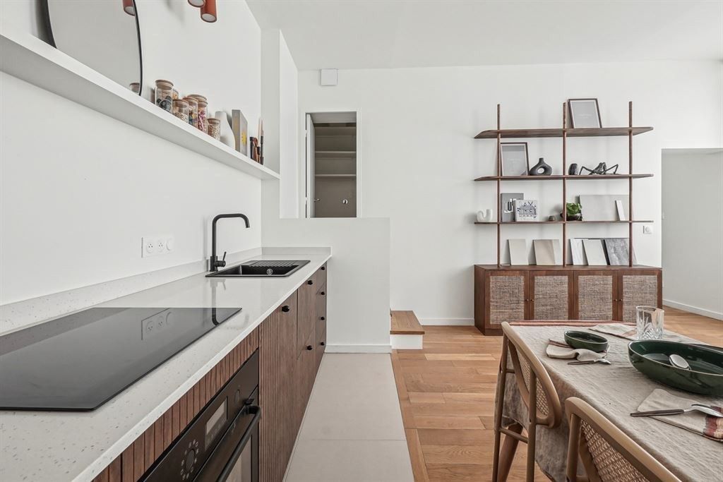 Sale Apartment Paris 4 75004 37.9 m²