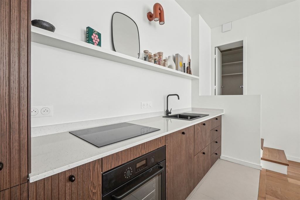 Sale Apartment Paris 4 75004 37.9 m²