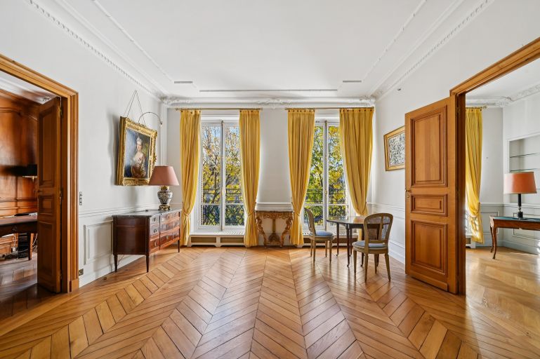 appartement 5 Pièces en vente sur PARIS (75004)