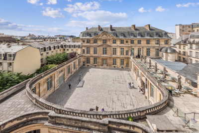 Sale Apartment Paris 3 5&nbsp;Rooms 145.44&nbsp;m²