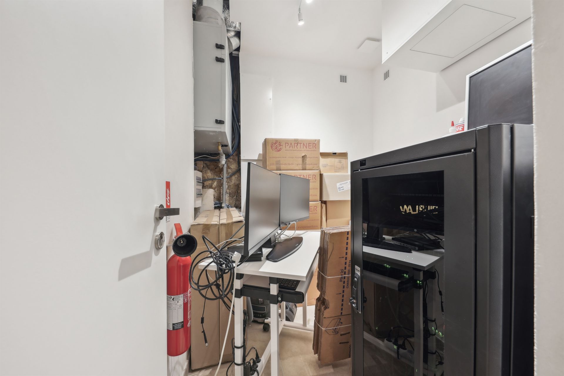 Sale Business premises Paris 3 75003 106.24 m²