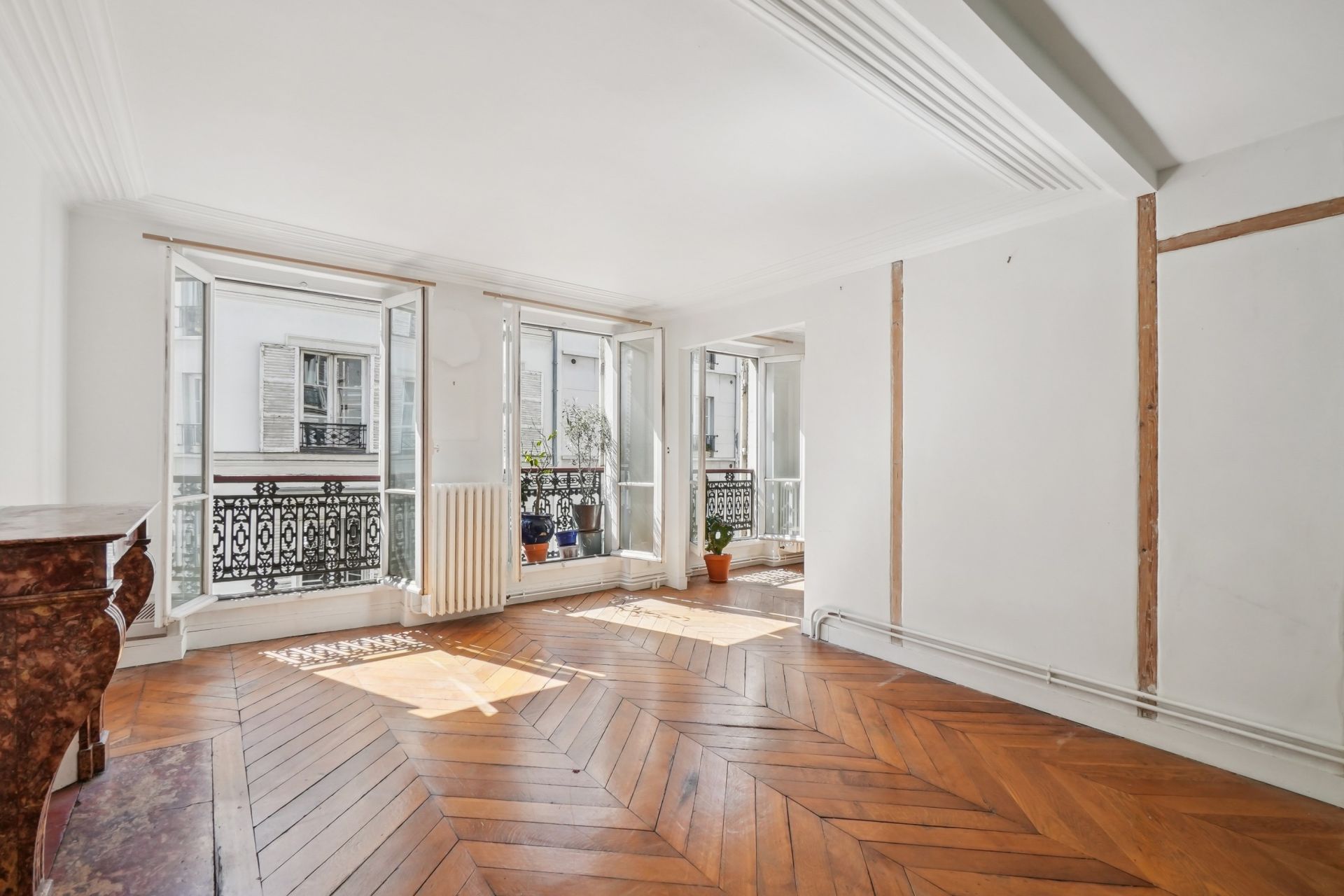 Sale Apartment Paris 3 75003 81 m²