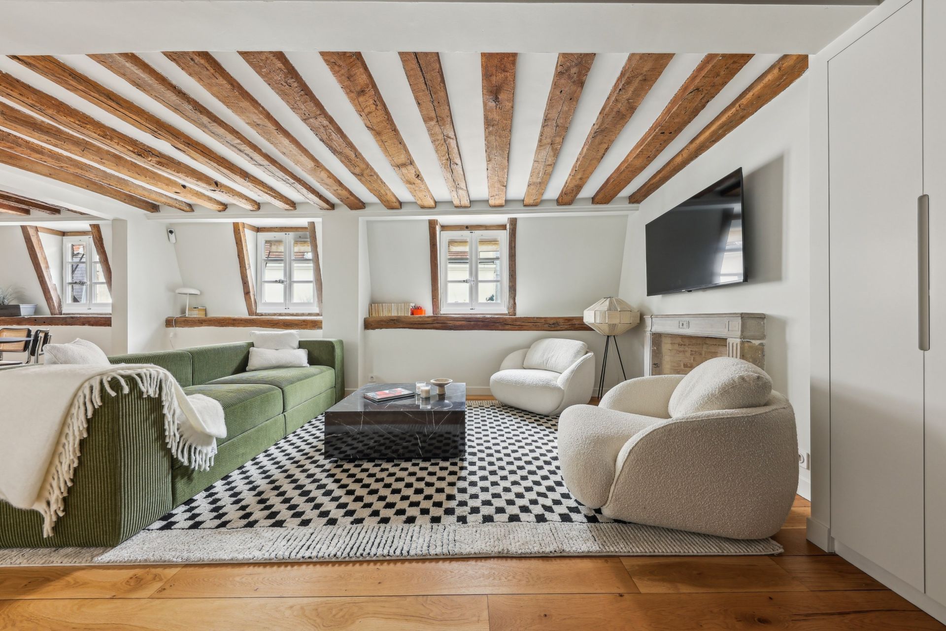 Sale Apartment Paris 4 75004 85.41 m²