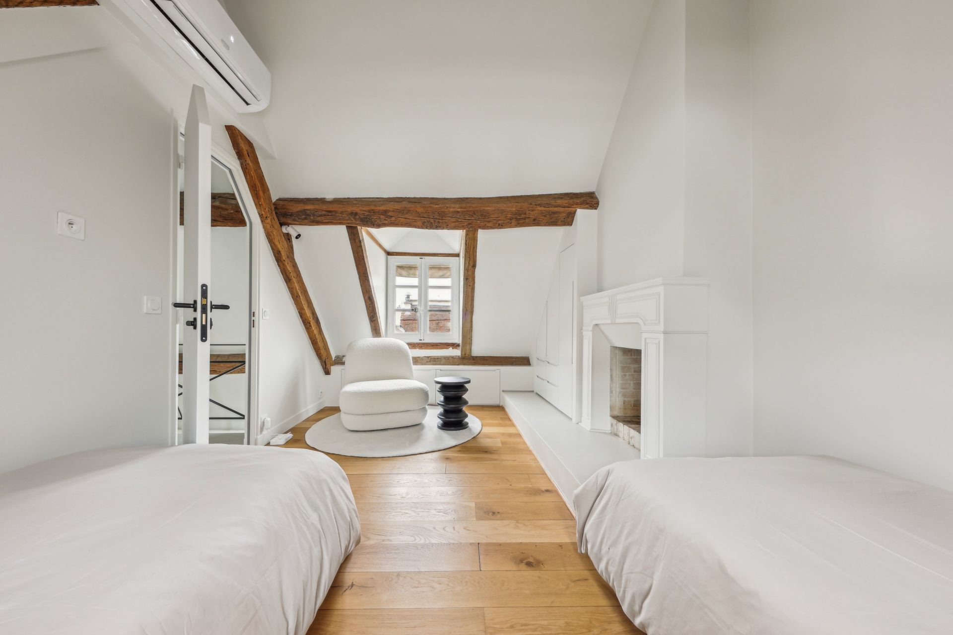 apartment 3 rooms for sale on PARIS (75004) Sale Apartment Paris 4 75004 85.41 m²