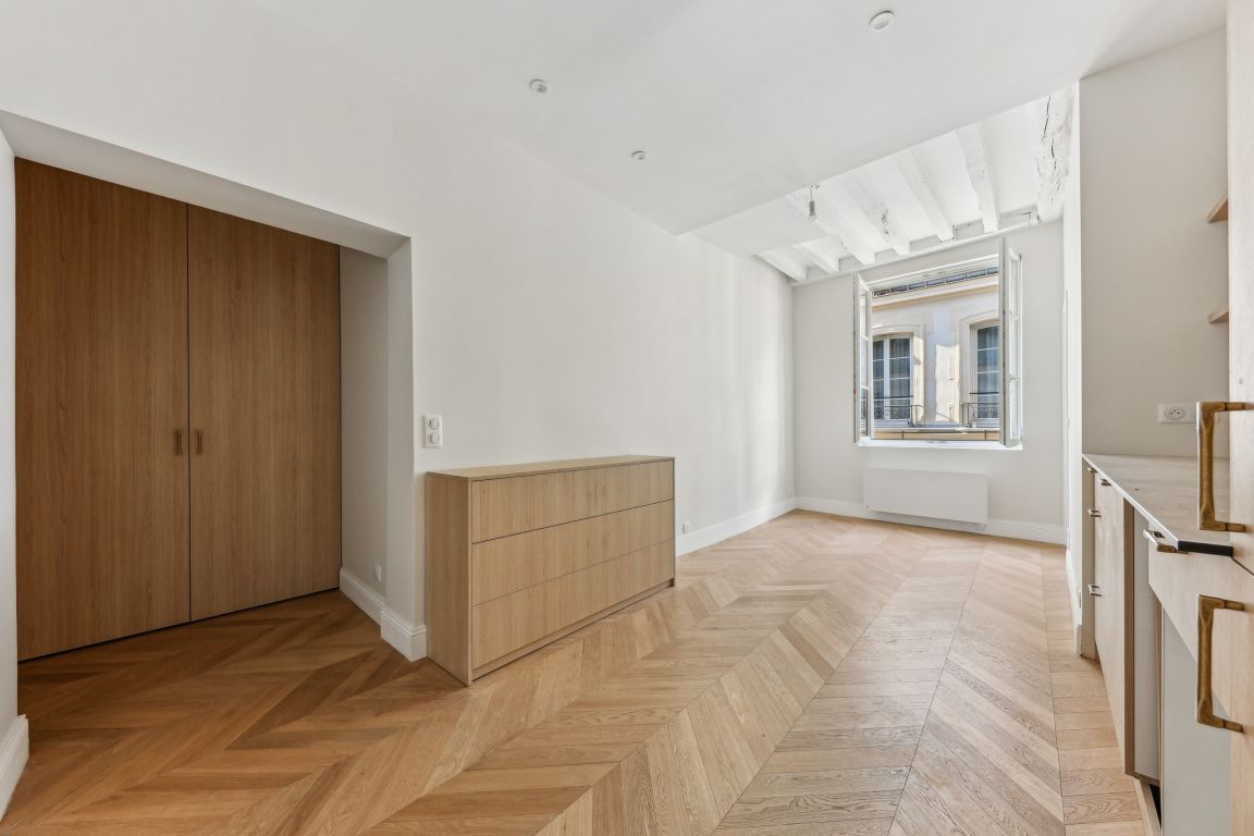 Sale Apartment Paris 3 75003 34.68 m²