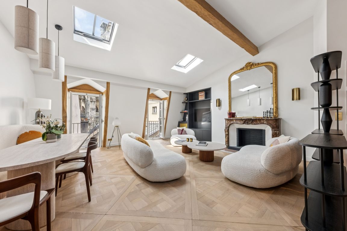 Sale Apartment Paris 4 75004 122.38 m²
