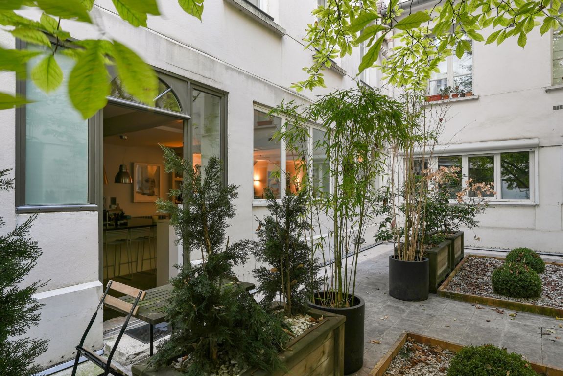 Vente Appartement Paris 11 75011 156.18 m²